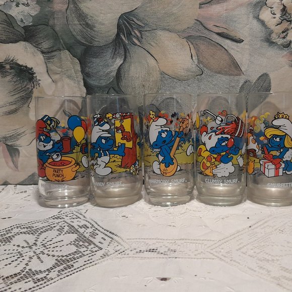 Vintage 1983 Peyo Smurfs Drinking Glasses - Set of 6 - Picture 2 of 8